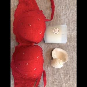 Lacey red bra